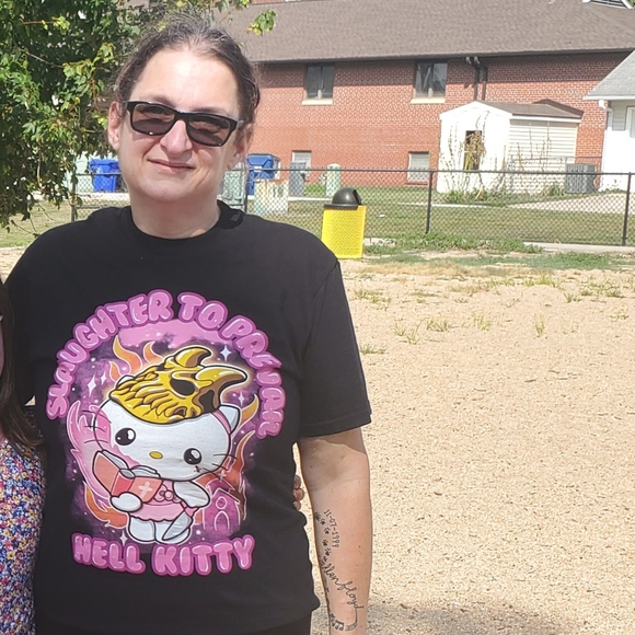 Meet your Posher, Posh - Picture 2 of 4